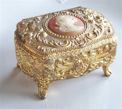 Vintage Cameo Jewelry Box 